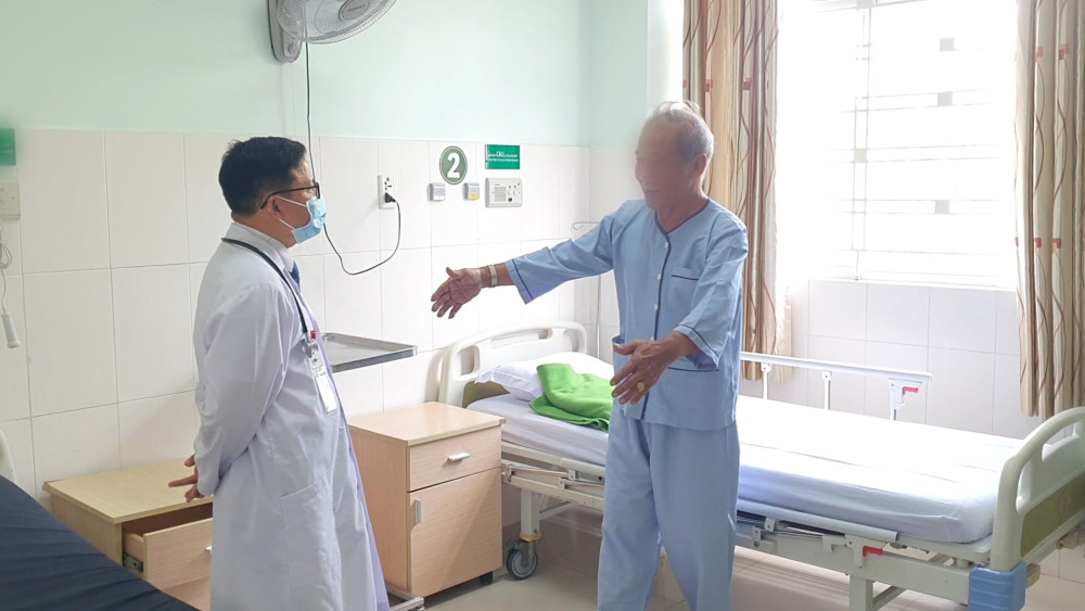 Đau ngực trái đột ngột, cảnh giác nhồi máu cơ tim 1 507bf48076