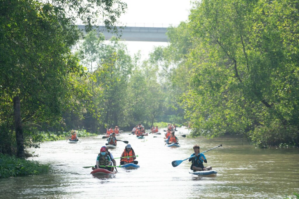 Cẩm nang sơ cứu mắt khi đi du lịch 1 ba629deeba