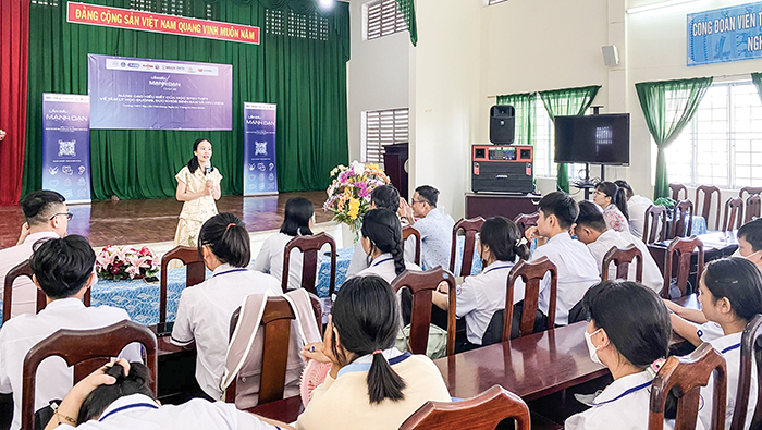Tăng cường truyền thông phòng, chống HIV/AIDS cho học sinh 1 4b1e54d0df